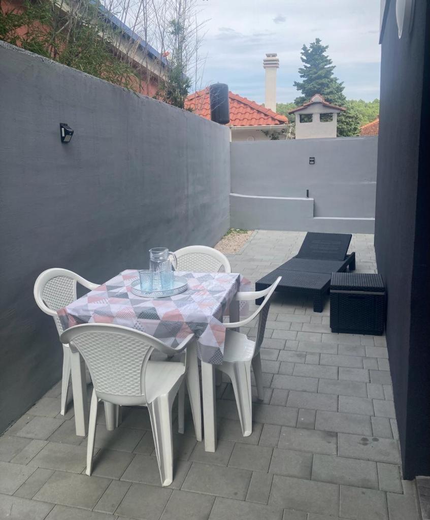 Villa Sole Tisno Bagian luar foto